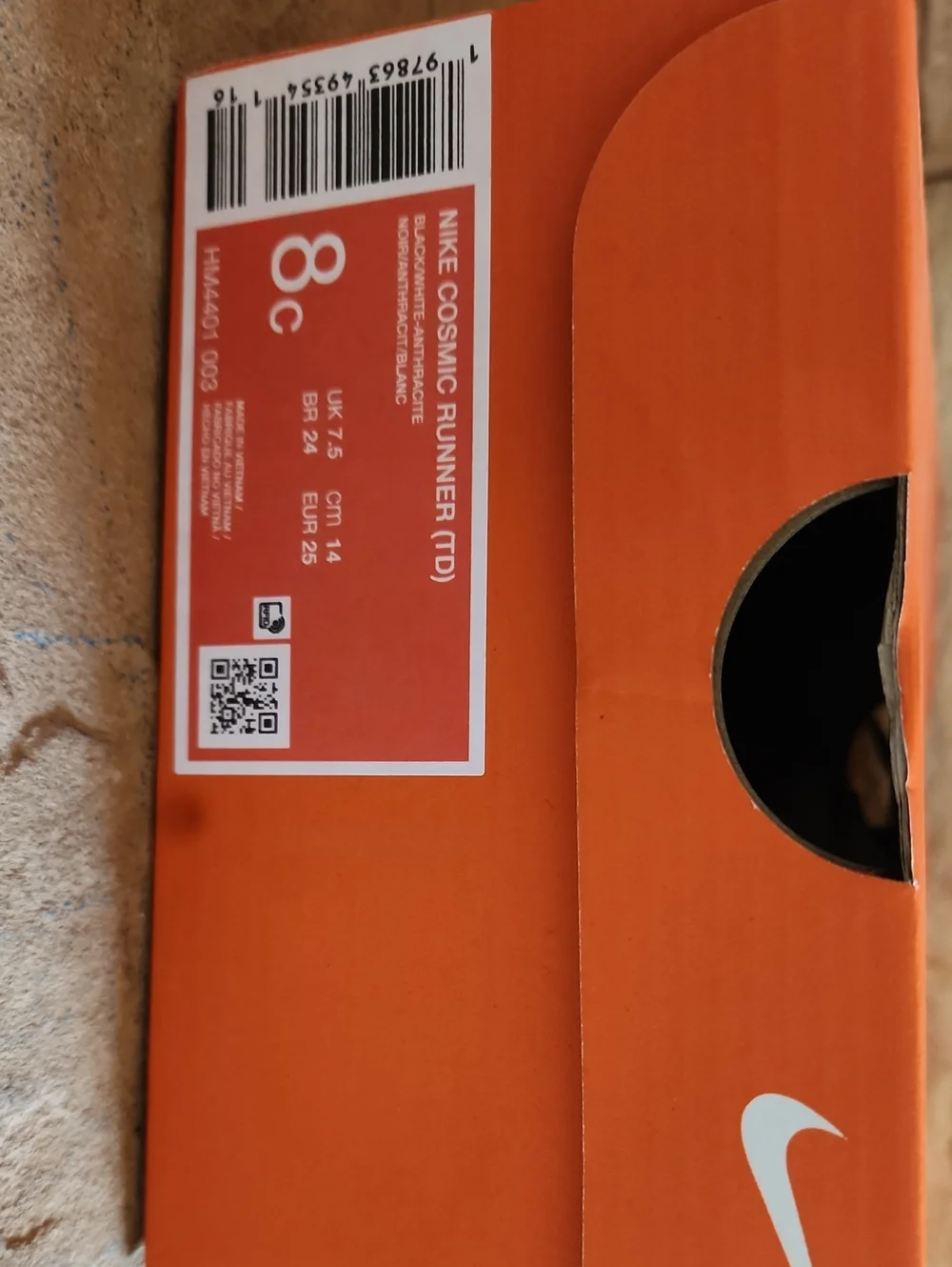 Nike Kids Black and White Hook-and-Loop Sneakers Boys Size 8c